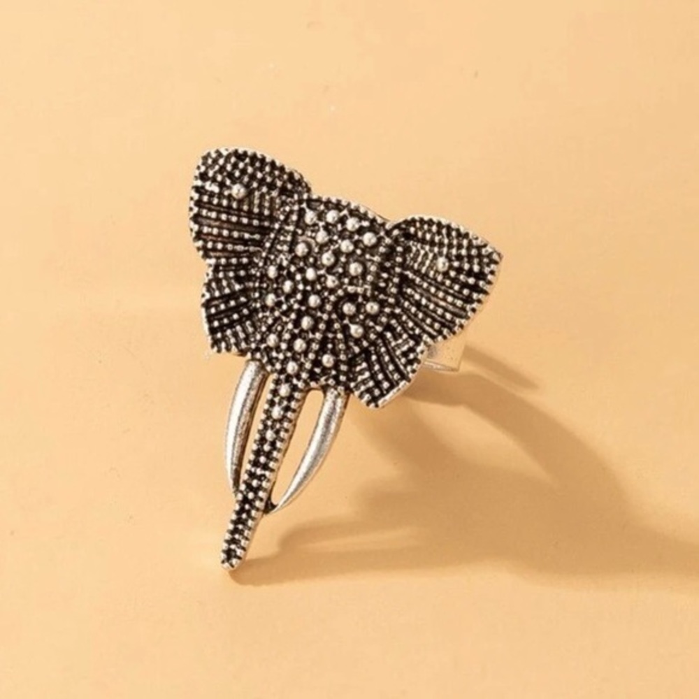 Textured Elephant Statement Ring